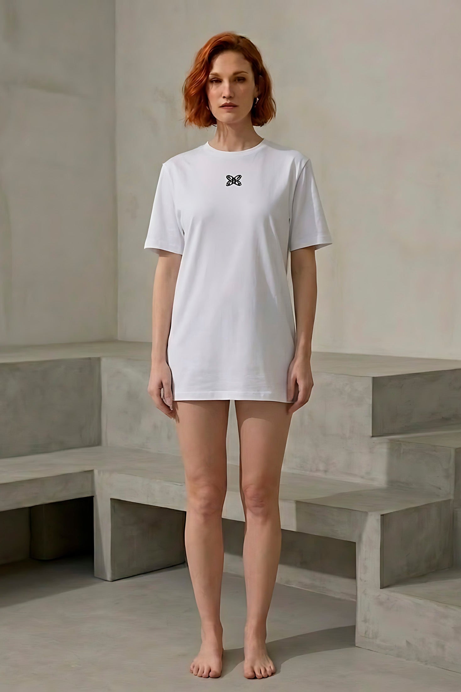 Camiseta Oversize Premium con Logo Bordado