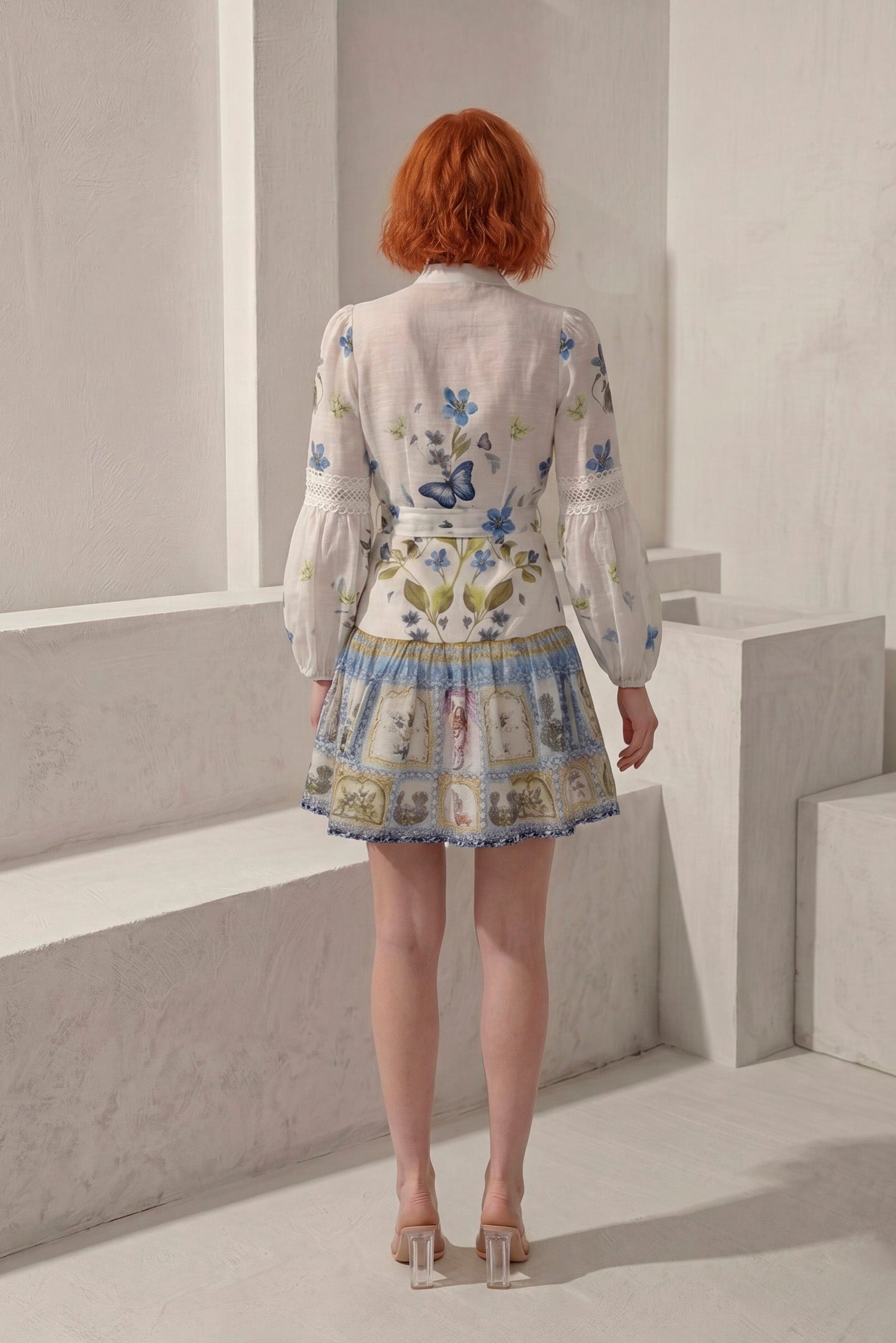 Vestido Mariposa · Mini Lino Bordado Floral · Mangas Globo + Botones Perla