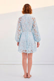 Vestido Celeste · Mini Encaje Azul Cielo · Manga Globo + Cuello Alto