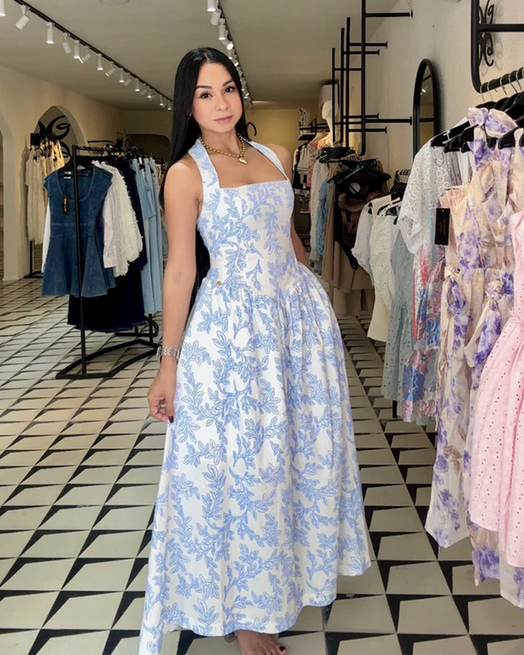 lookbook image shop_this_look_amDhCa