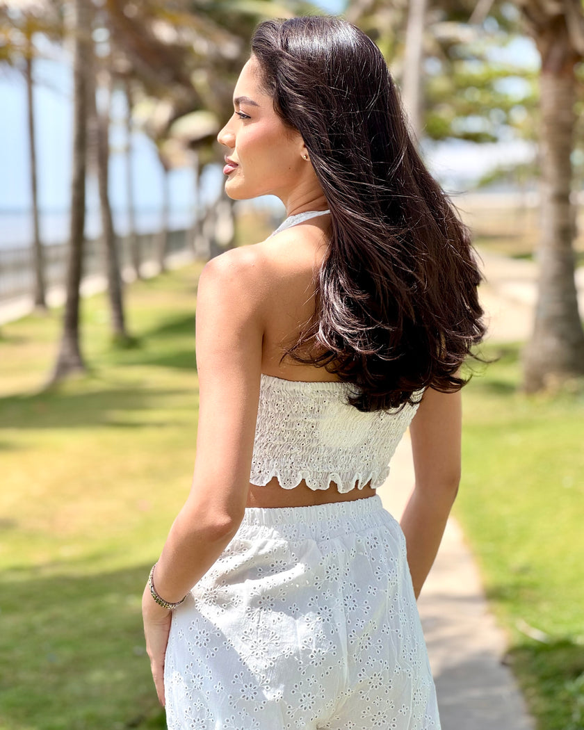 Set Lola Ojalillo · Top Halter Twist Broderie + Palazzo Wide Leg
