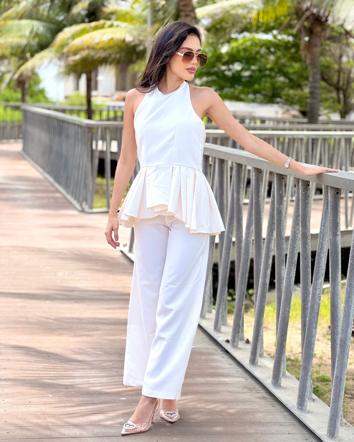 Set Valeria · Top Halter Peplum Espalda Descubierta + Palazzo Wide Leg