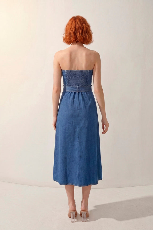 Vestido Denim · Midi Bustier Strapless · Botones Bronce + Cinturón