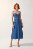 Vestido Denim · Midi Bustier Strapless · Botones Bronce + Cinturón